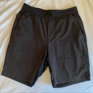 Lululemon The Short 9” Black Medium Men’s